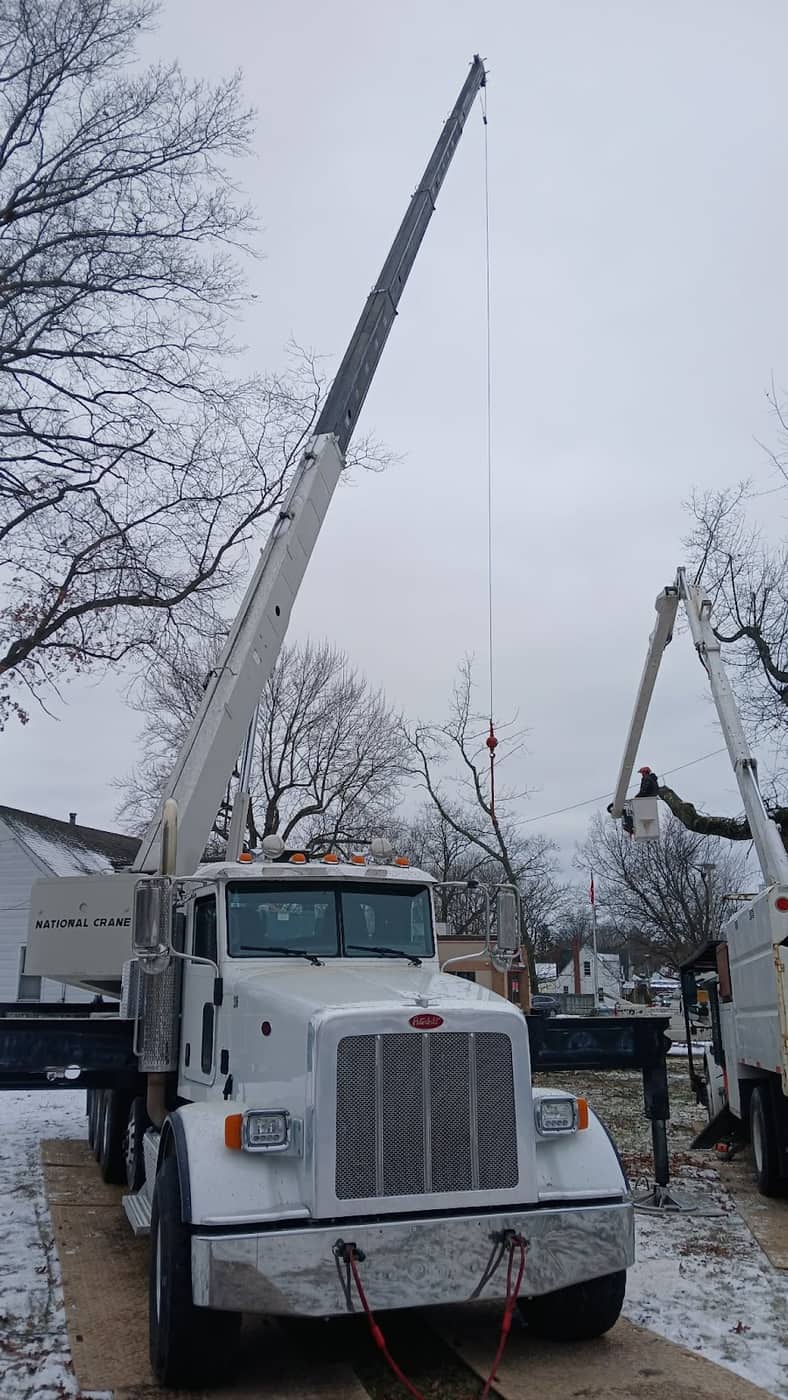 Canal Crane and Hauling project 10